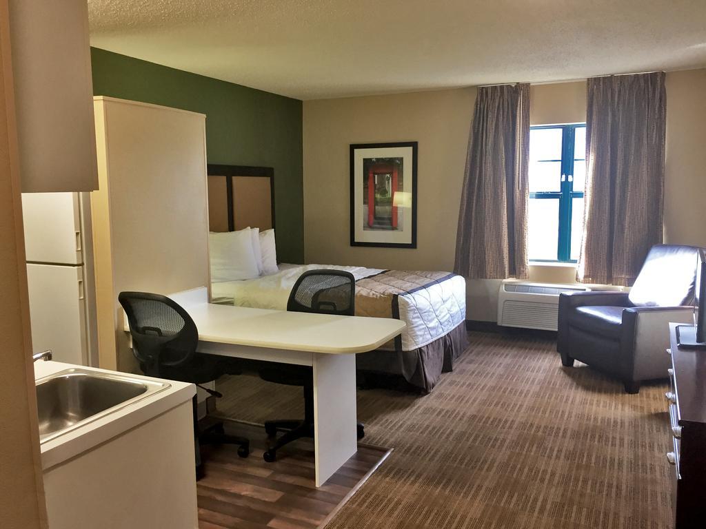 Extended Stay America Suites - Chicago - Берр-Рідж Екстер'єр фото
